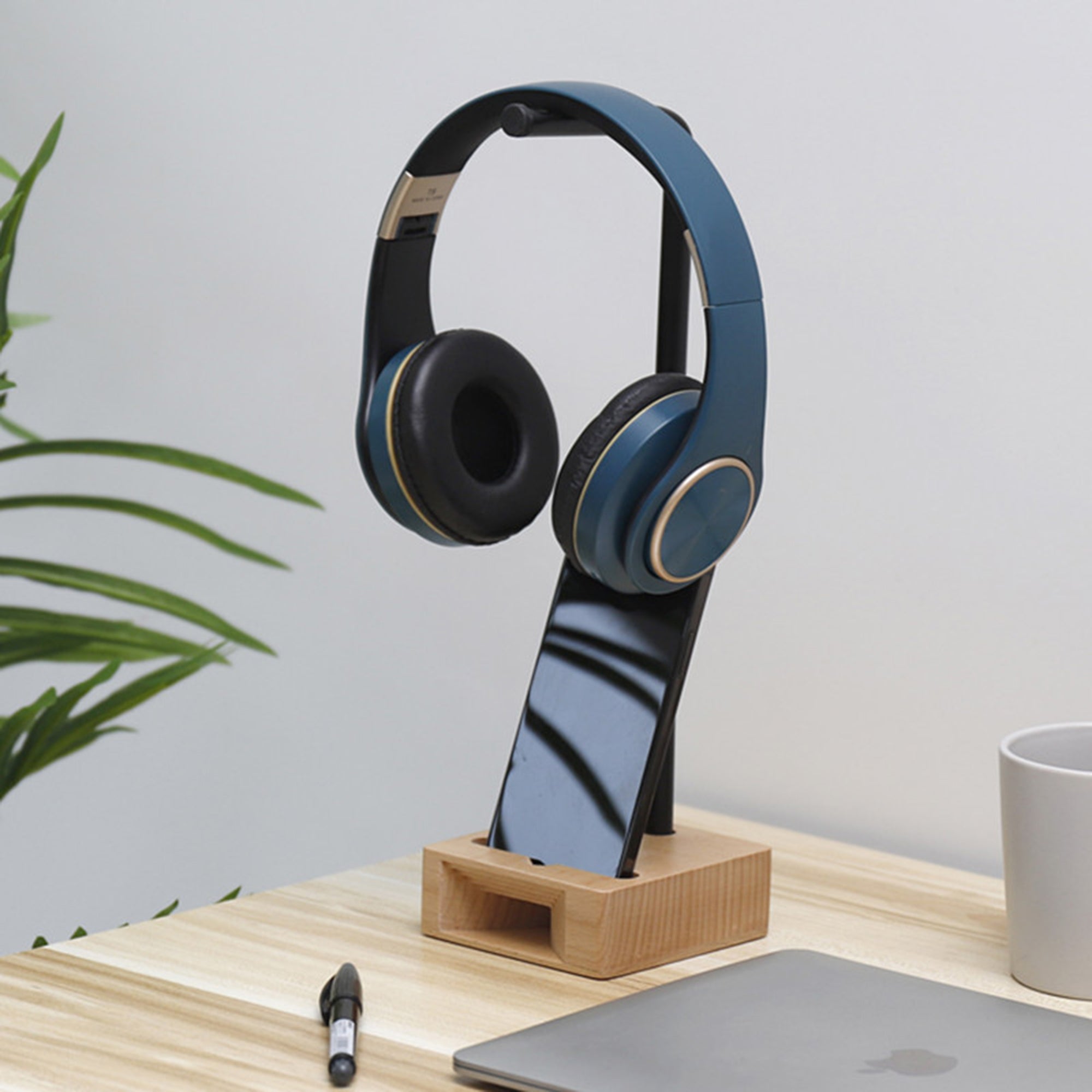 Beech Wood Gaming Headphone Stand with Phone Stand